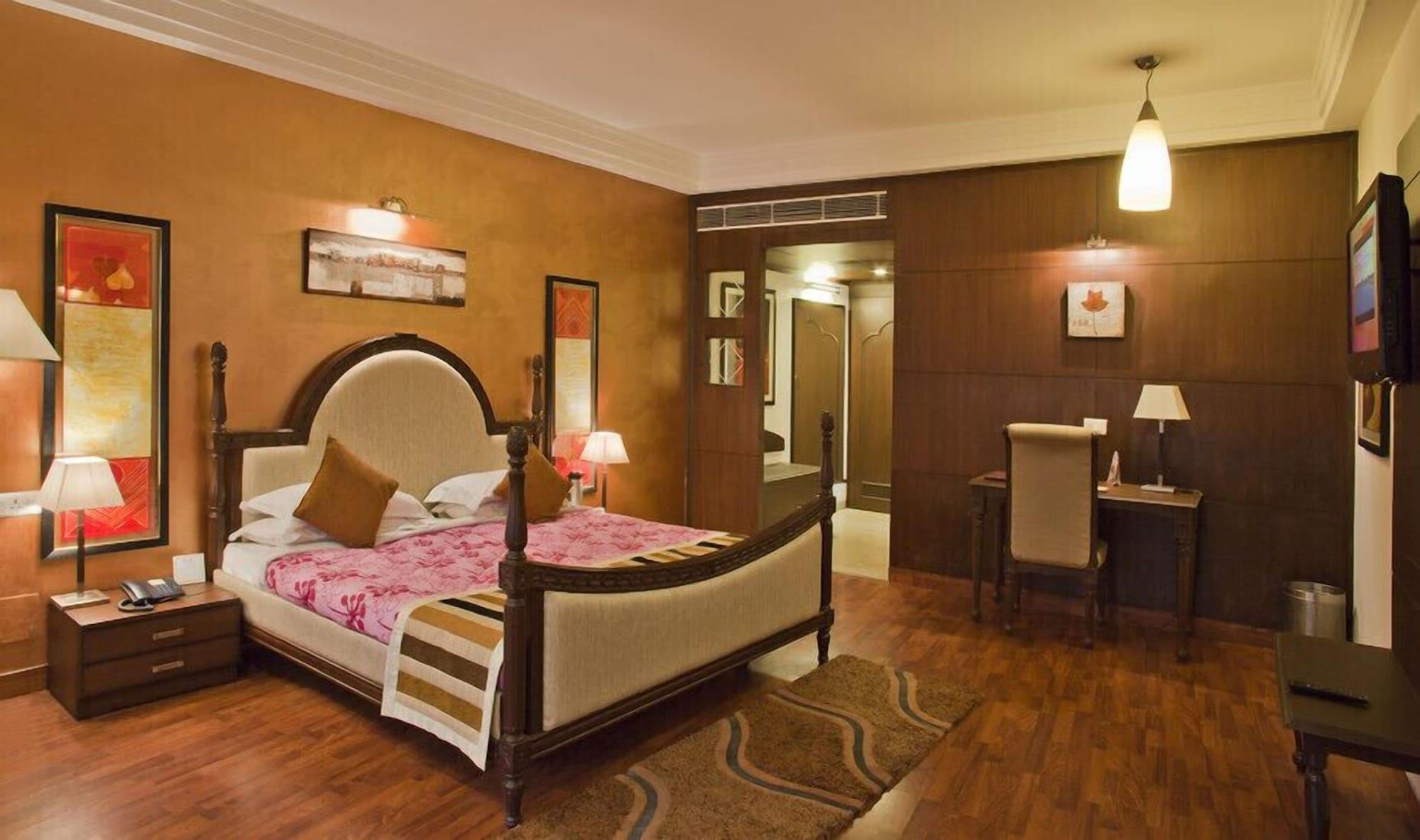 Hotel KC Residencia Katra  Exterior foto