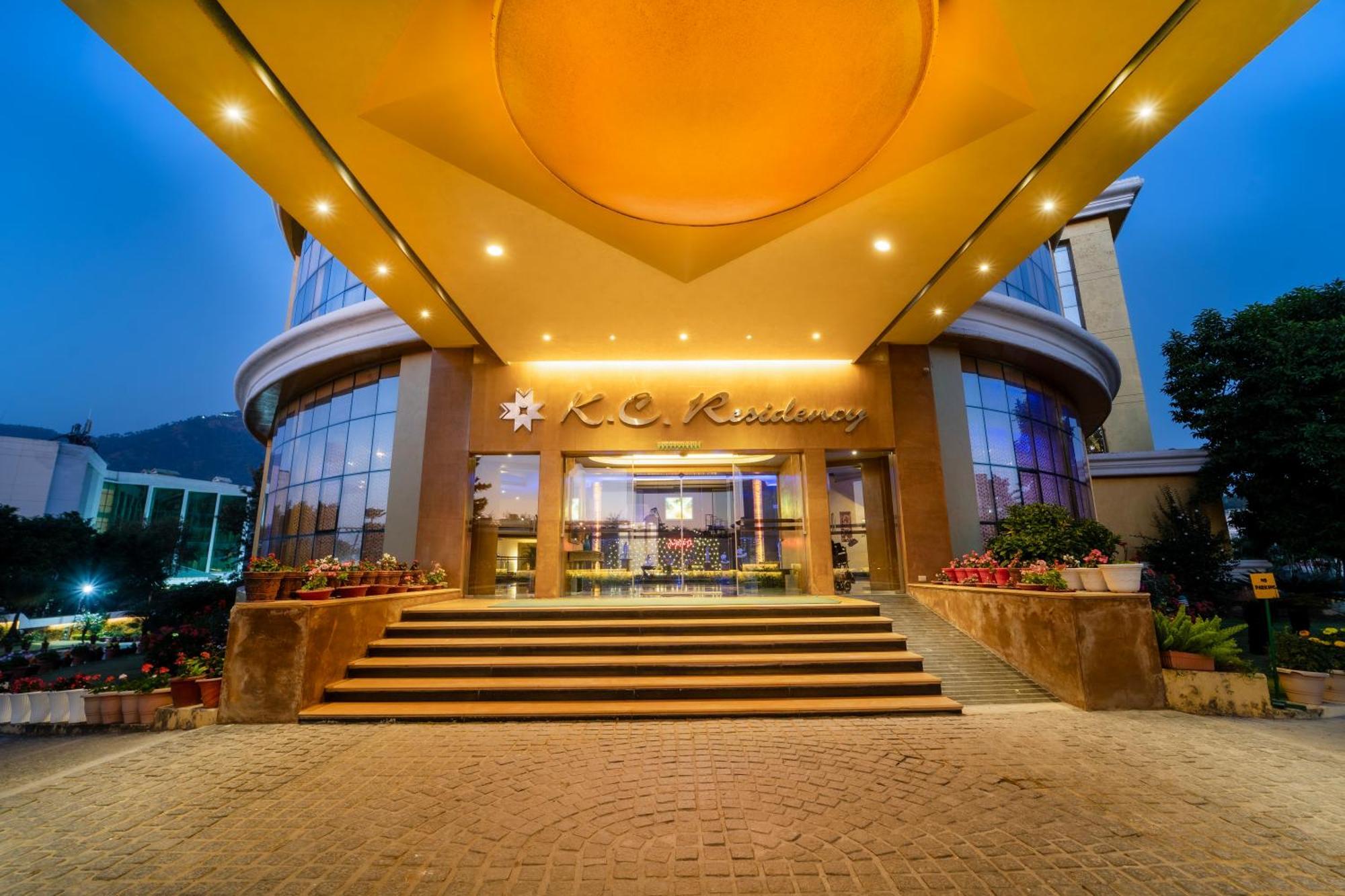 Hotel KC Residencia Katra  Exterior foto