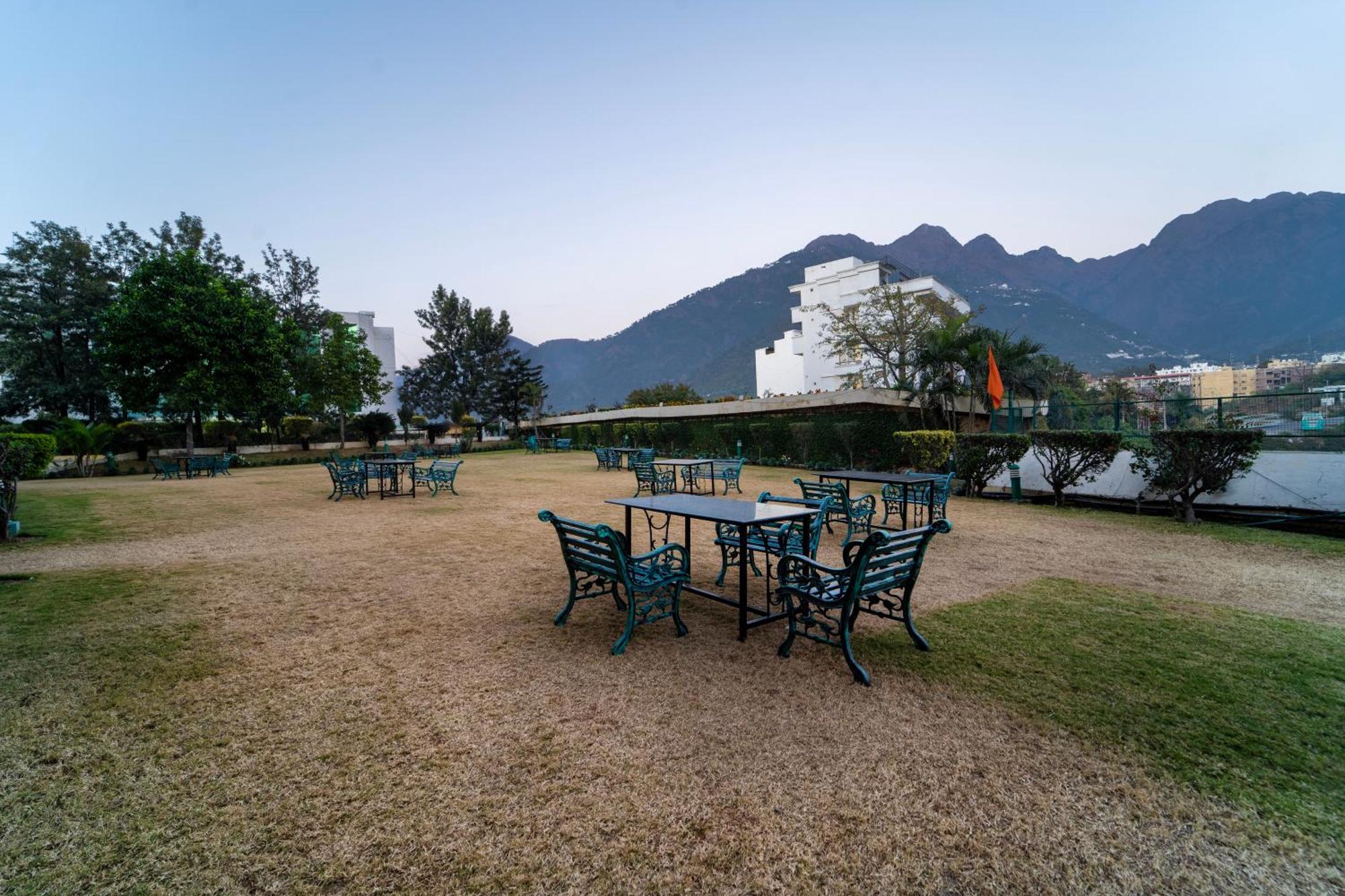 Hotel KC Residencia Katra  Exterior foto