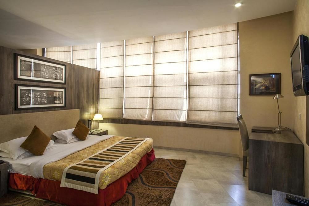 Hotel KC Residencia Katra  Exterior foto