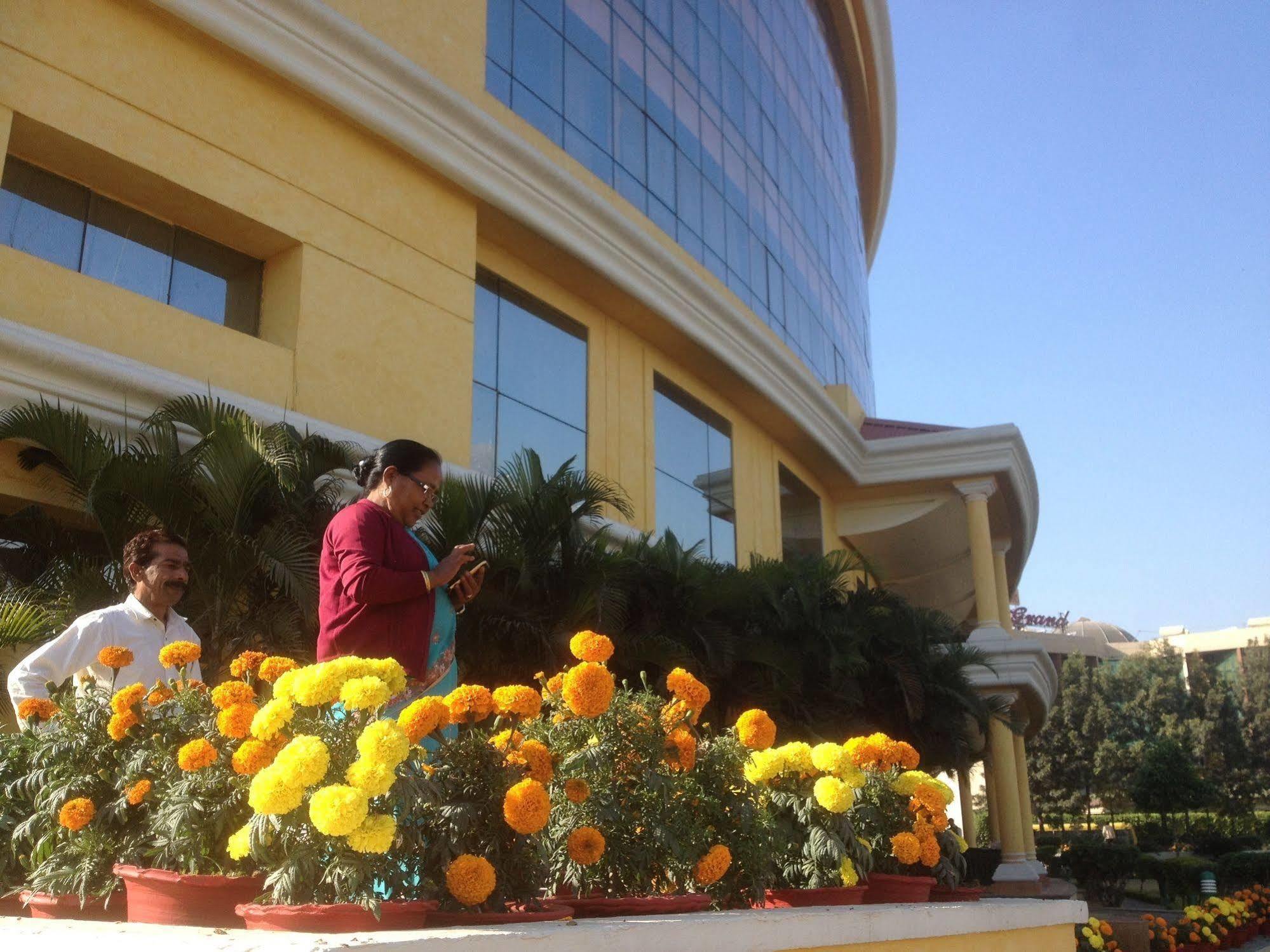 Hotel KC Residencia Katra  Exterior foto