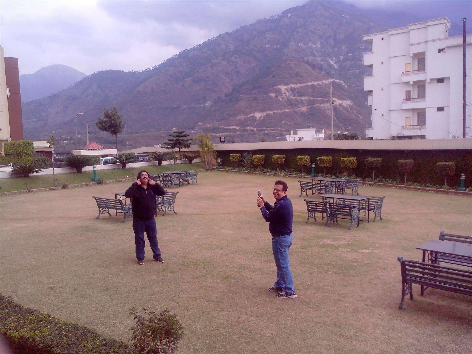 Hotel KC Residencia Katra  Exterior foto