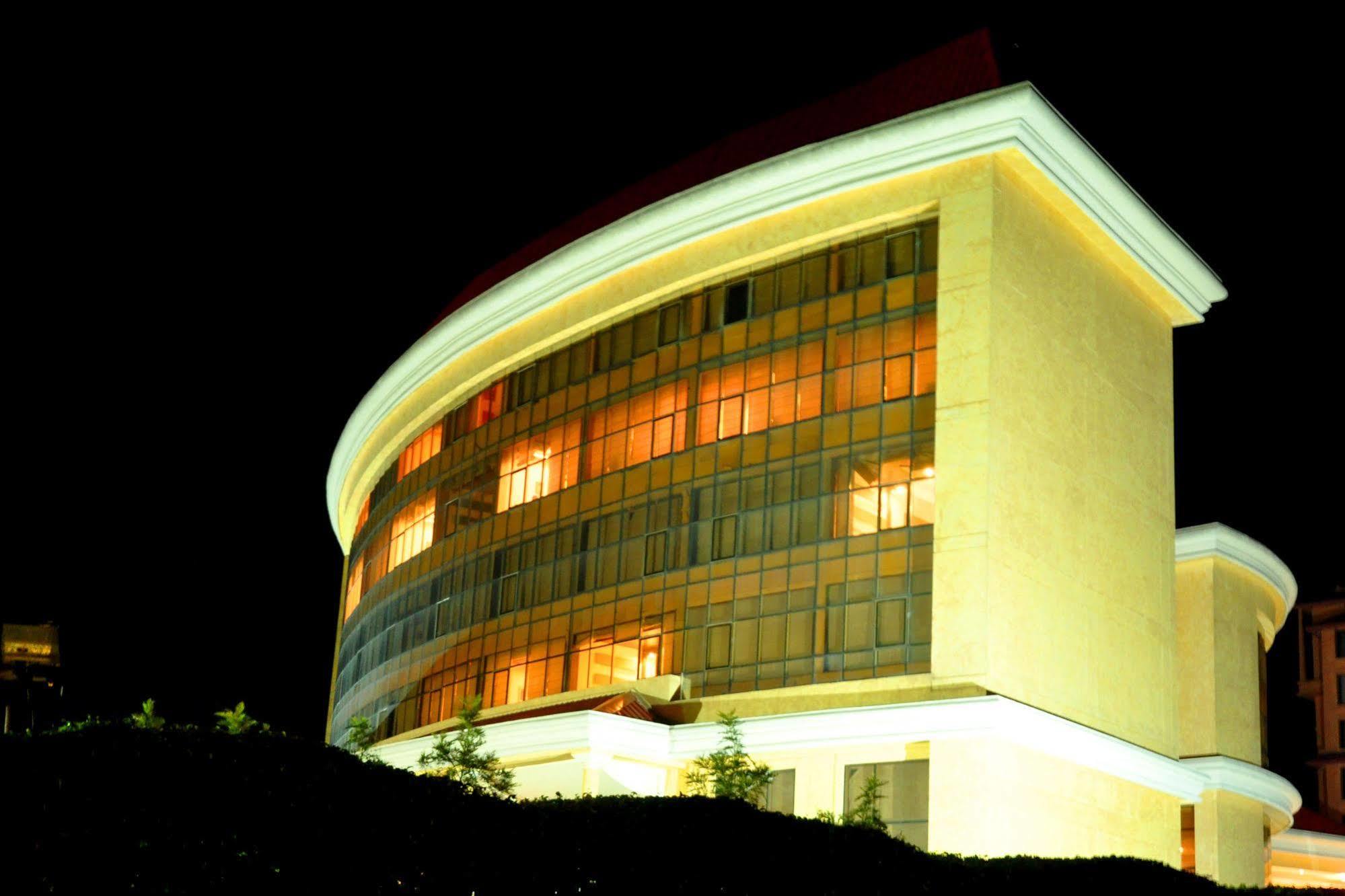 Hotel KC Residencia Katra  Exterior foto